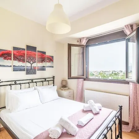 Luxury Maisonette Near The Holiday home Gazi