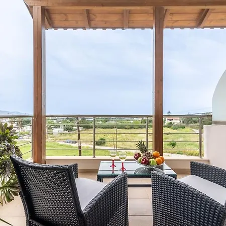 Luxury Maisonette Near The Gazi